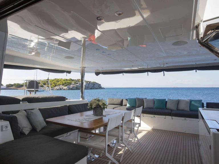 Vermietung Yacht Lagoon mit Führerschein