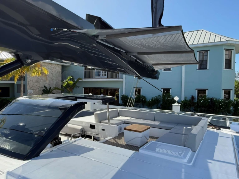 Bootsverleih Xquisite Yachts Flying Whale Bahamas Samboat
