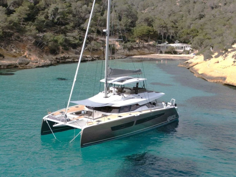 Bootsverleih Fountaine Pajot ARMEN Balearen Samboat