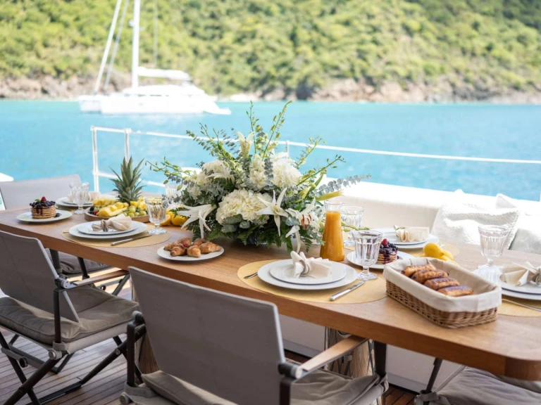 Vermietung Yacht Sunreef mit Führerschein