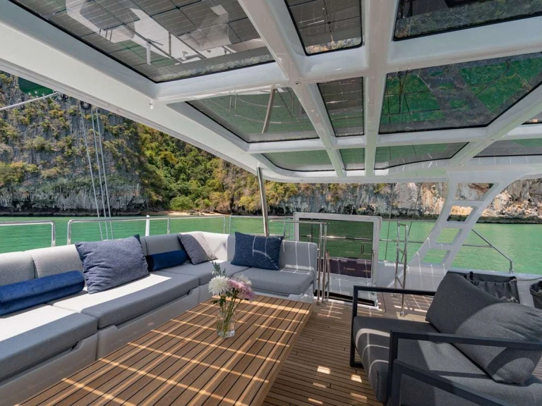 Ein Sunreef E-motion mieten in Phuket