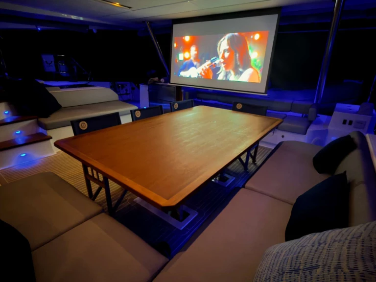 Ein Fountaine Pajot CATALYST mieten in Nassau