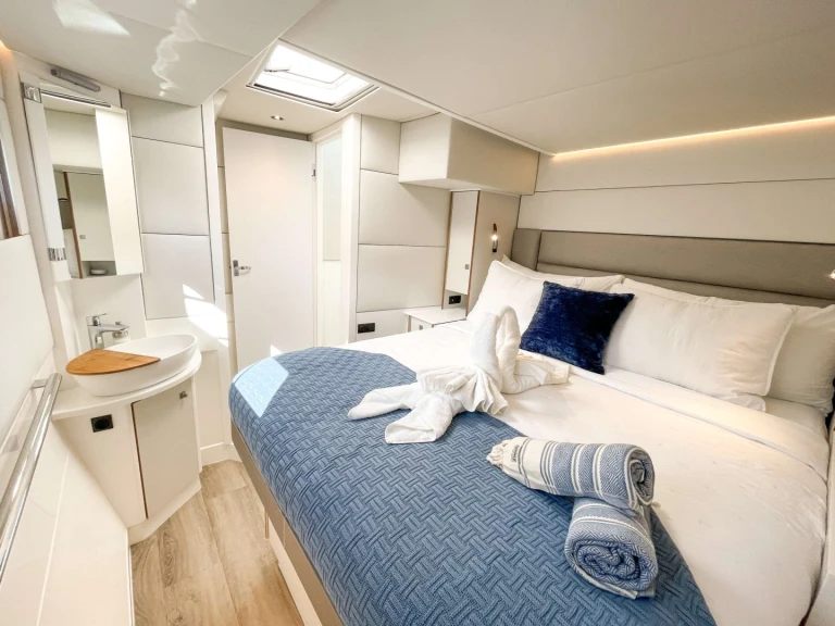 Vermietung Yacht Voyage mit Führerschein