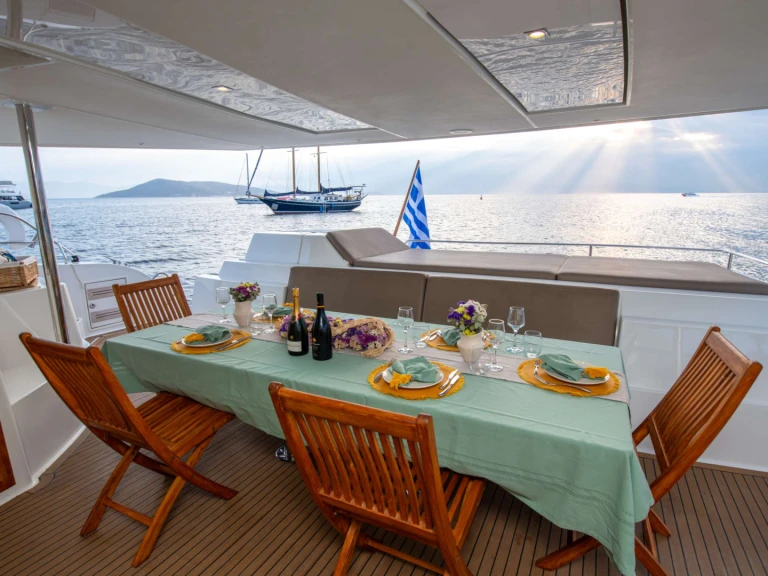 Bootsverleih Fountaine Pajot HIGHJINKS  Piräus Samboat