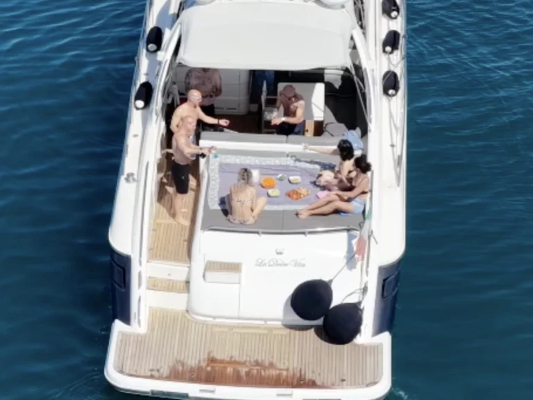 Motorboot mieten in Neapel - Princess Princess V55