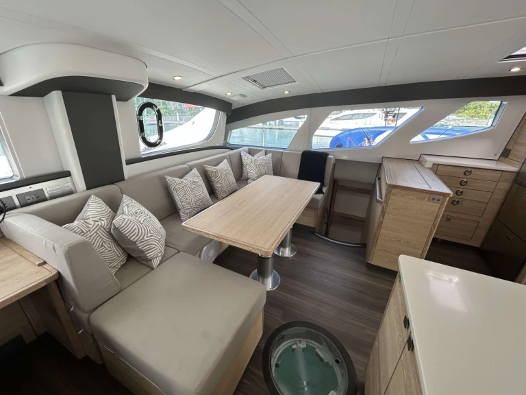 Yacht mieten in Freeport - Xquisite Yachts SV Valhalla