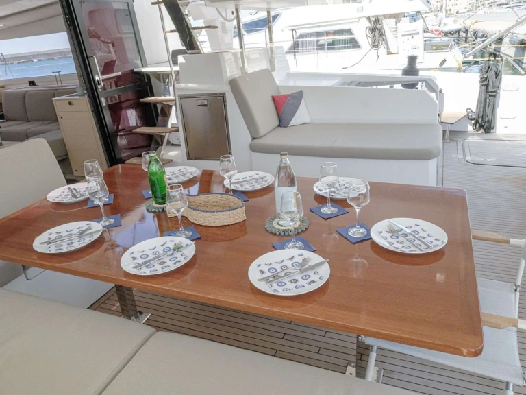 Yacht mieten in Kalamata zum besten Preis
