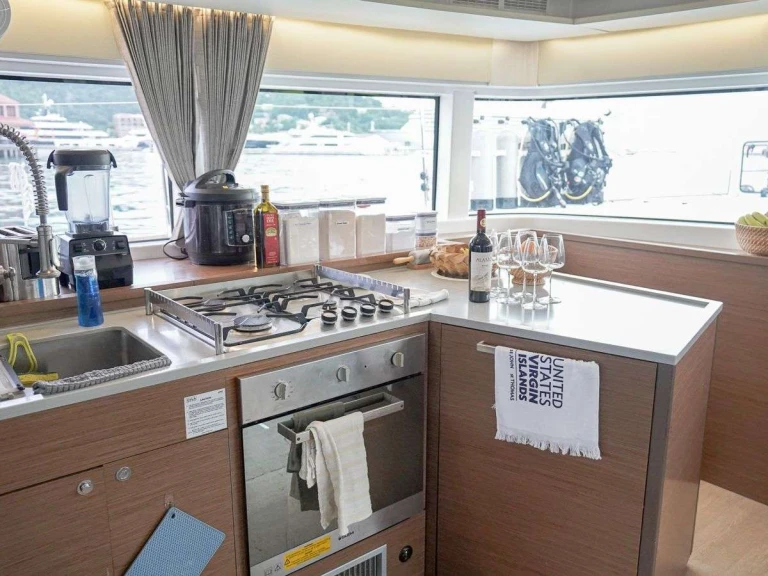 Boot mieten Britische Jungferninseln günstig LIQUID ZEN