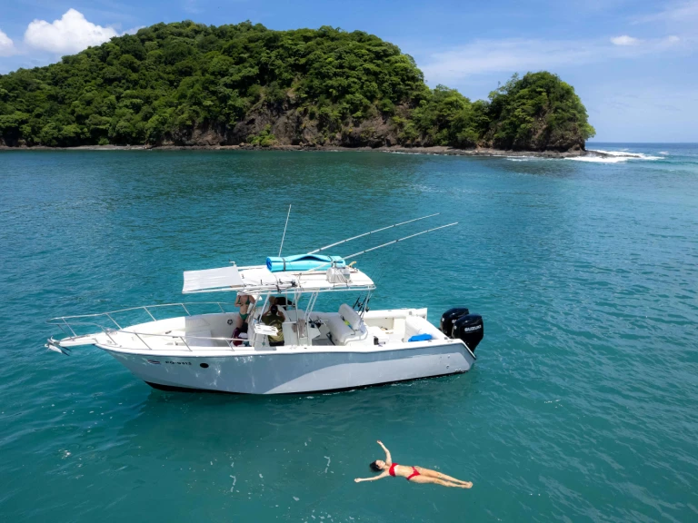 Motorboot mit oder ohne Skipper Custom Made mieten in Bahía Culebra