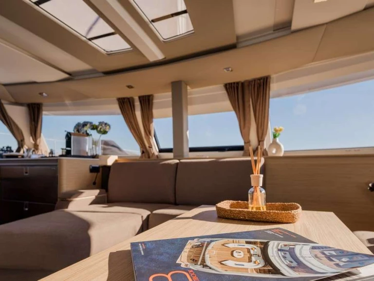 Fountaine Pajot KEBISIKS mieten Athen