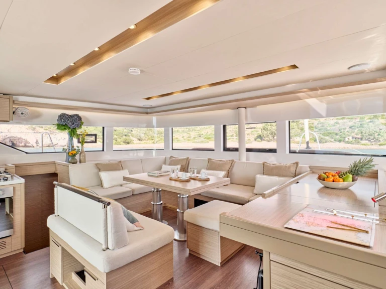 Yacht mieten in Athen zum besten Preis