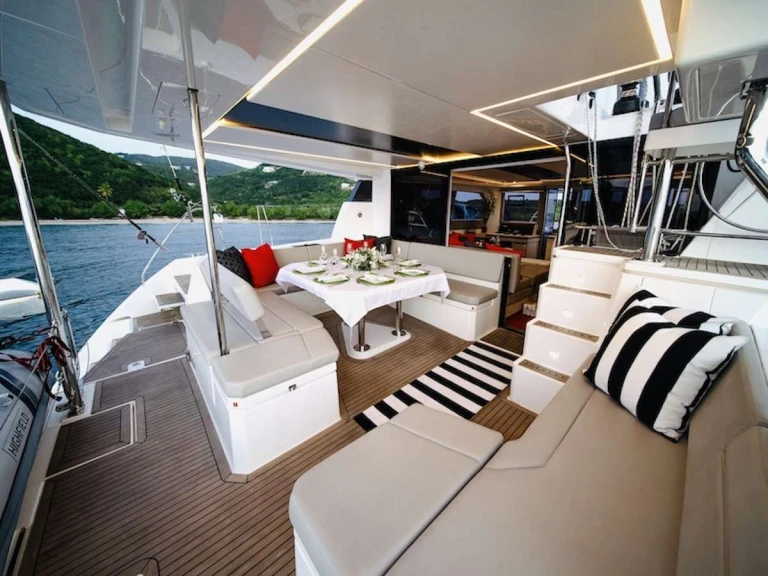 Vermietung Yacht Leopard mit Führerschein