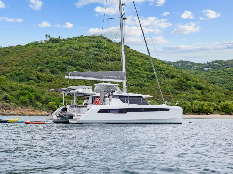 Vermietung Yacht Leopard mit Führerschein