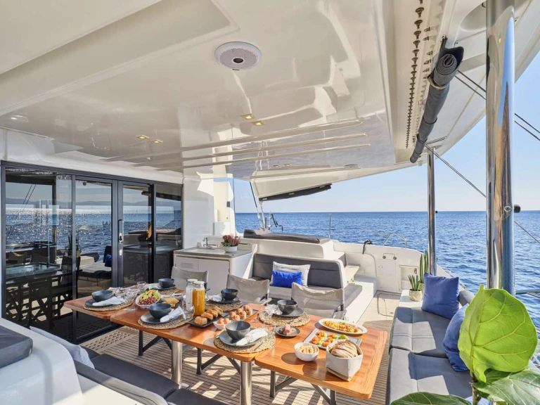 Vermietung Yacht Lagoon mit Führerschein