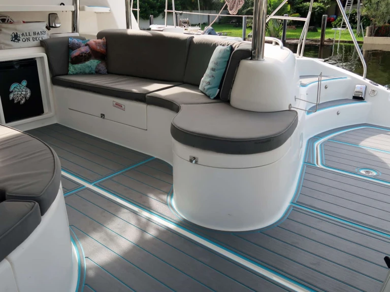 Boot mieten Fort Lauderdale günstig THE SPACE BETWEEN