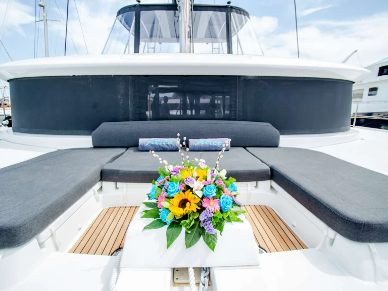 Yacht mit oder ohne Skipper Lagoon mieten in Athen