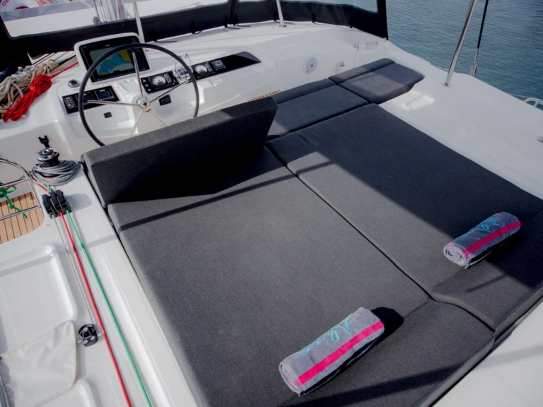 Vermietung Yacht Lagoon mit Führerschein