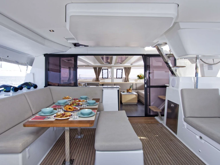 Yacht mit oder ohne Skipper Fountaine Pajot mieten in Volos