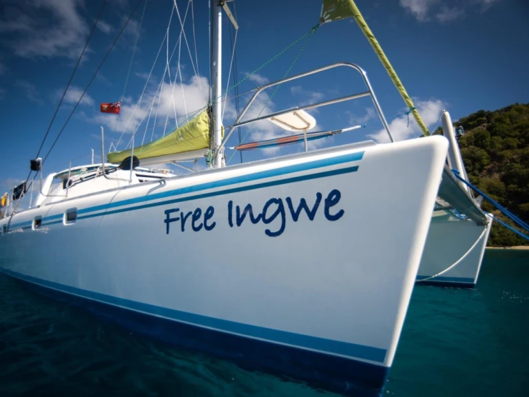 Vermietung Yacht Robertson and Caine mit Führerschein