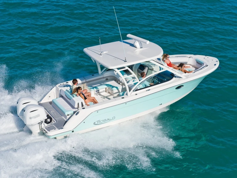 Katamaran mit oder ohne Skipper Custom Made mieten in Bahía Culebra