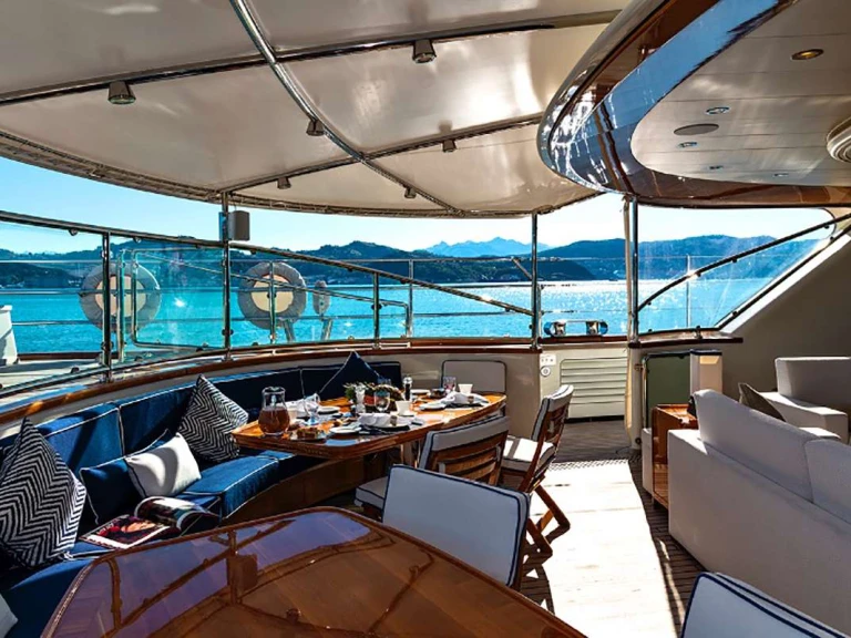 Vermietung Yacht Perini Navi mit Führerschein