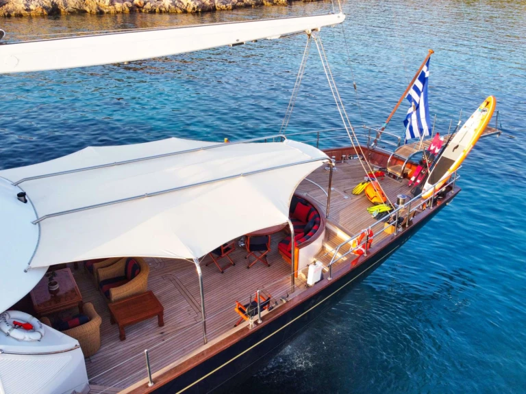 Bootsverleih Perini Navi Tamarita Neapel Samboat