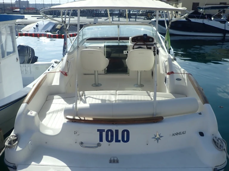 Jeanneau Leader 705 mieten Toulon
