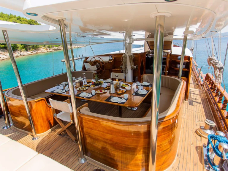 Boot mieten Šibenik günstig Dolce Vita