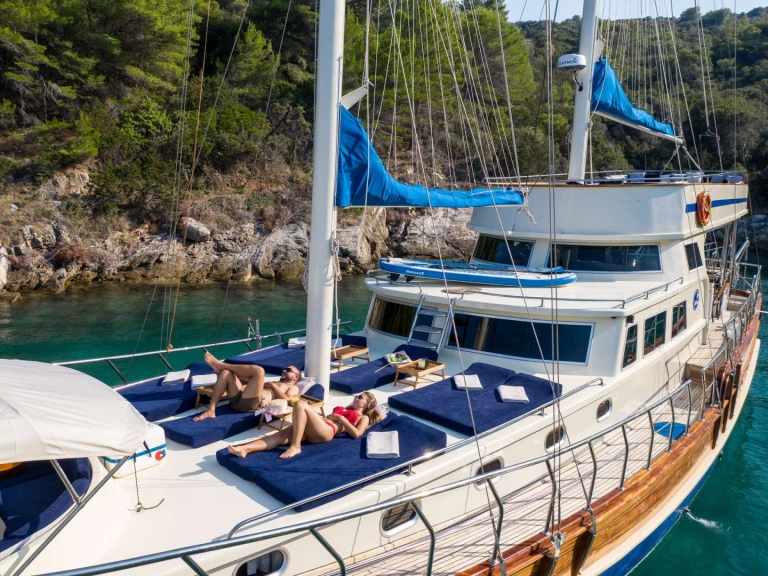 Yacht mieten in Split zum besten Preis