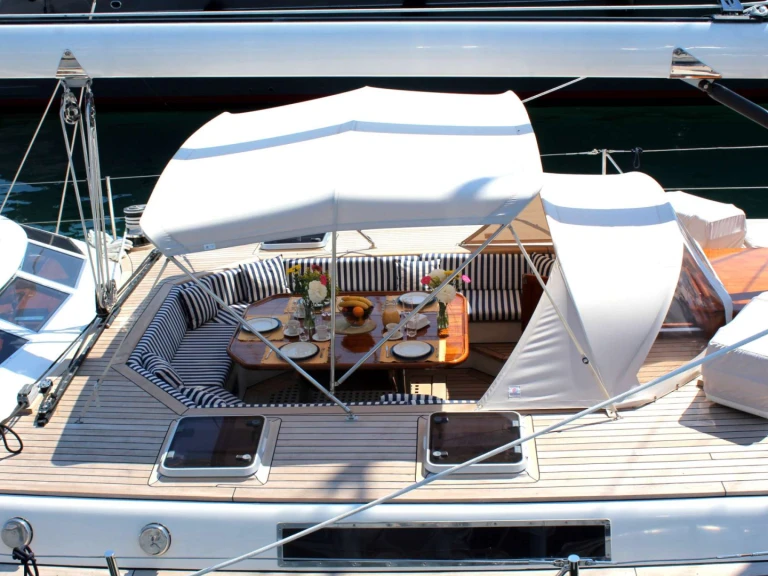Yacht mieten in Athen zum besten Preis