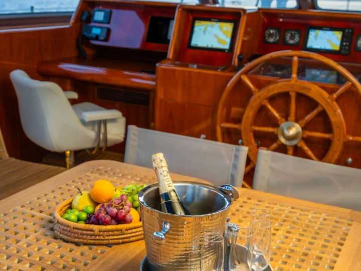 Vermietung Yacht Jongert mit Führerschein