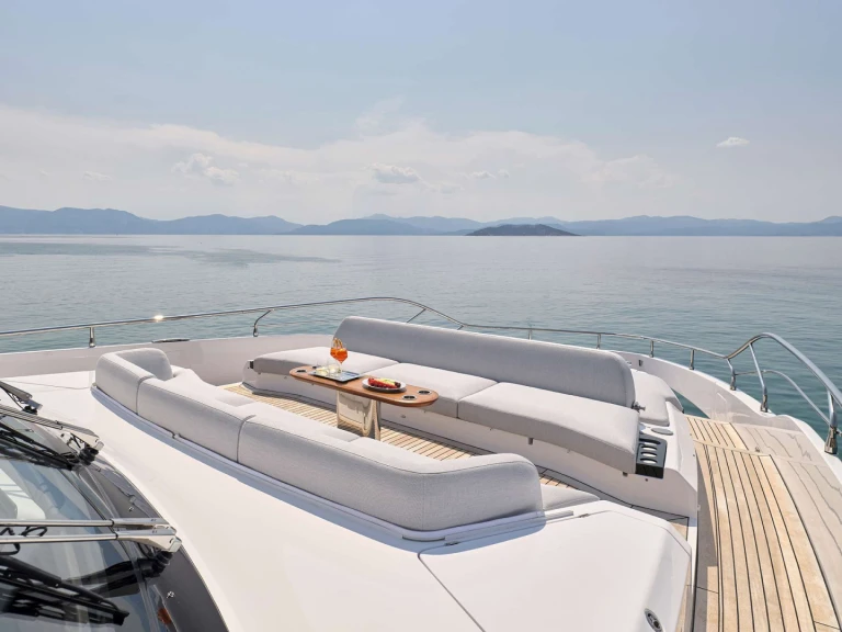 Vermietung Yacht Azimut mit Führerschein