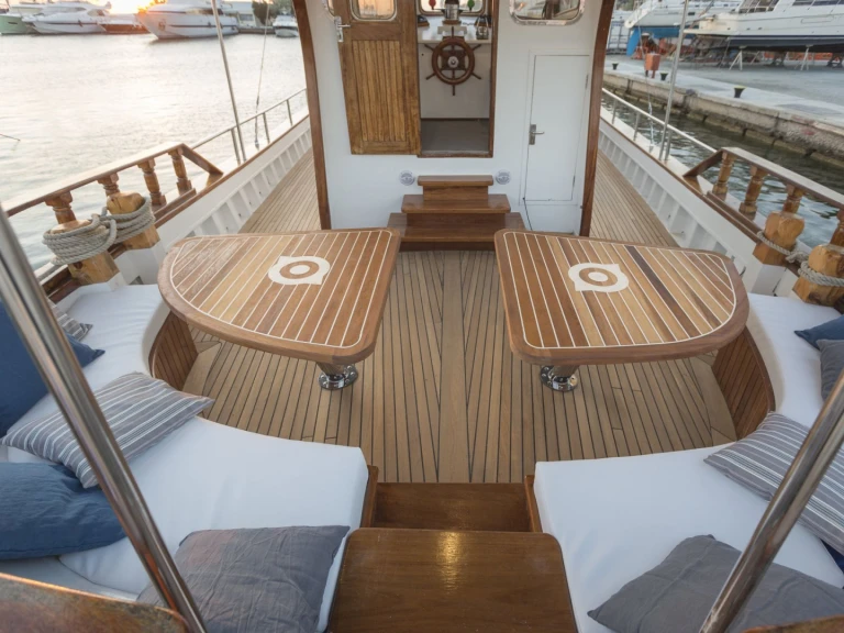 Boot mieten Álimos günstig COSMOS