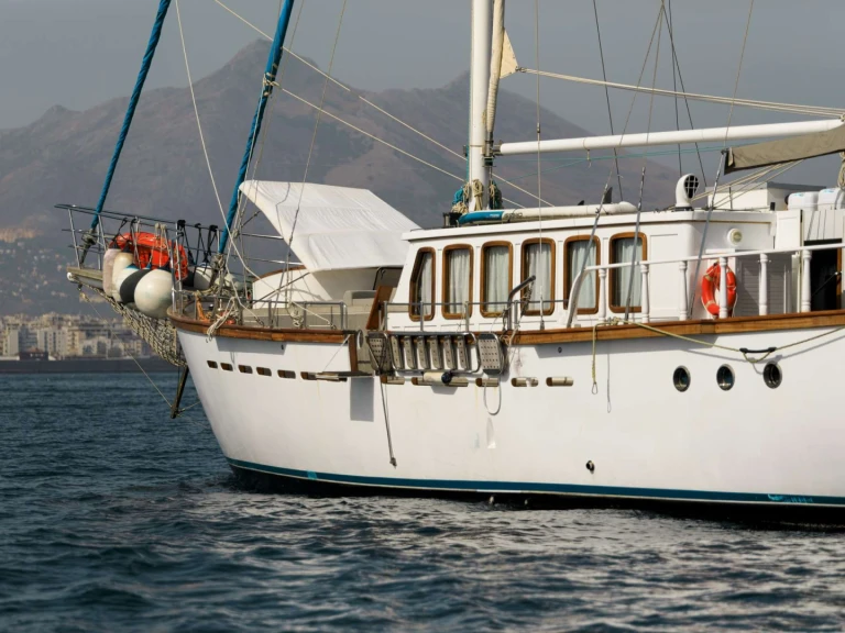 Yacht mieten in Capo d'Orlando zum besten Preis