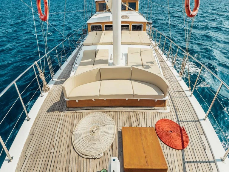 Yacht mieten in Kaštel Gomilica zum besten Preis