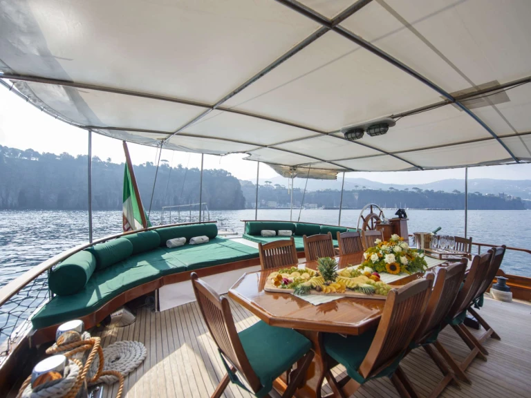 Yacht mieten in Castellammare di Stabia - Custom Gulet-Motor Sailor DERIYA DENIZ