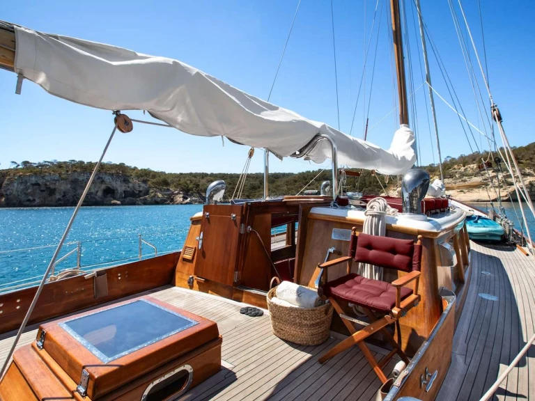 YachtCharter in Provence-Alpes-Côte d'Azur - Abeking & Rasmussen GAEL I auf SamBoat