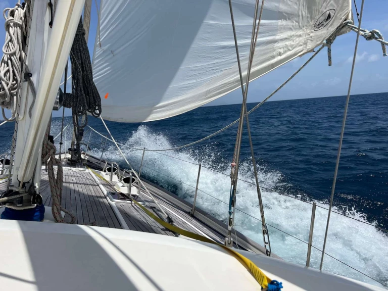 Ein Oyster Marine SEA PEARL mieten in Karibik
