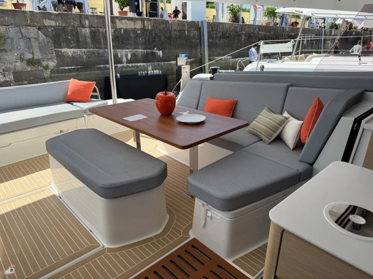 Katamaran mit oder ohne Skipper Fountaine Pajot mieten in Road Town