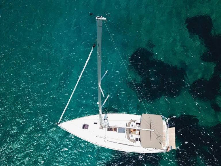 YachtCharter in Álimos - Jeanneau Sun Odyssey 419 auf SamBoat