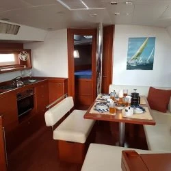 Vermietung Segelboot Bénéteau mit Führerschein