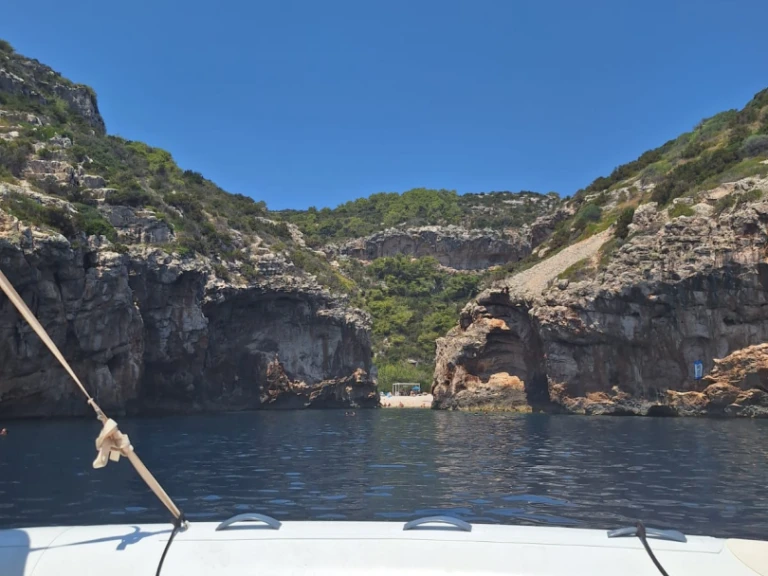 Marlin Boat 790 Pro Dynamic mieten Hvar