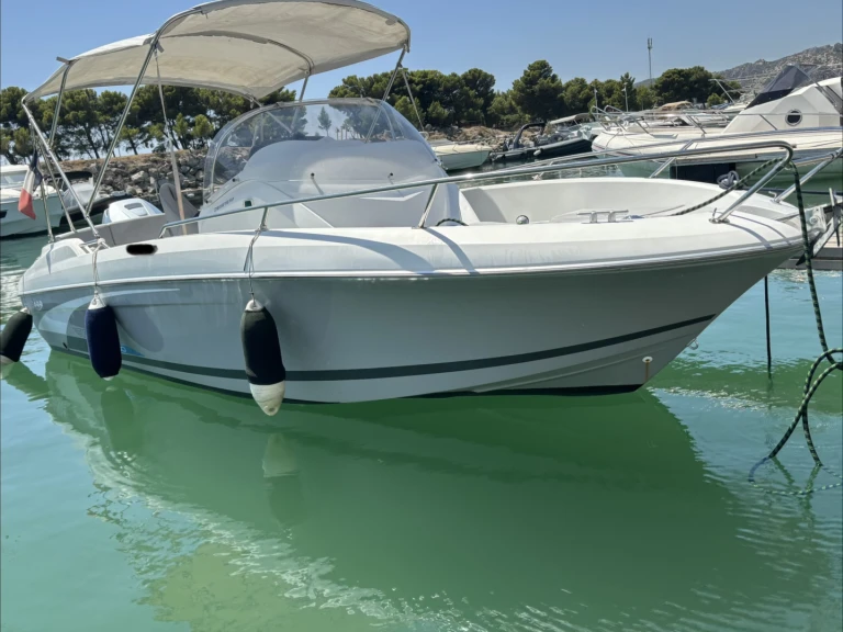 Motorboot mieten in Marseille zum besten Preis