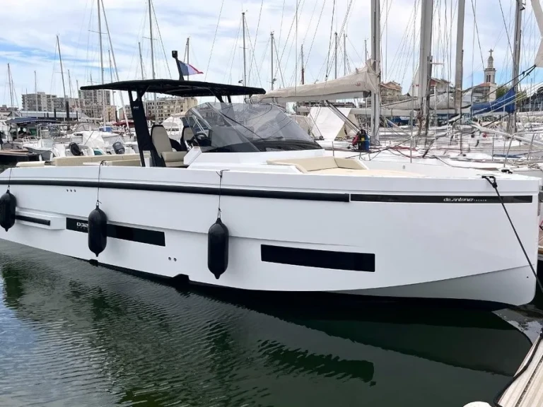 Motorboot mit oder ohne Skipper De Antonio mieten in Monaco