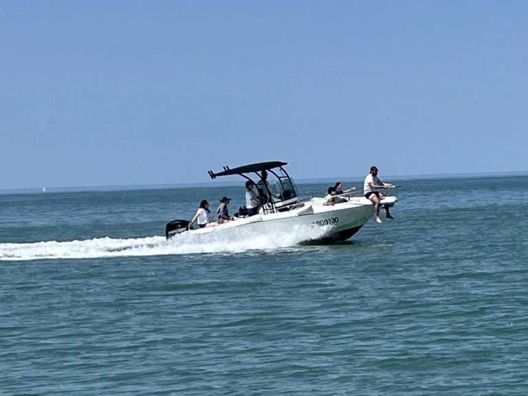 Boot mieten Noirmoutier-en-l'Île günstig Cap Camarat 675