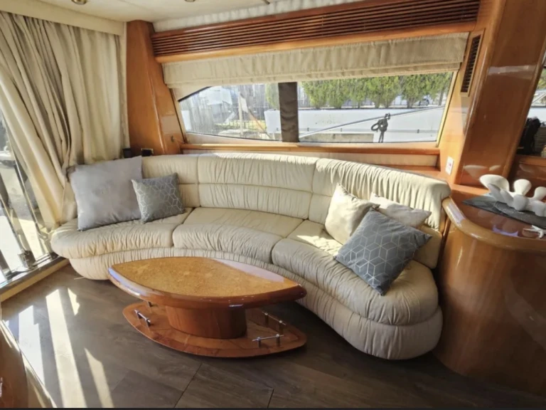 Ein Sunseeker Manhattan 74 MK II mieten in Golfe-Juan