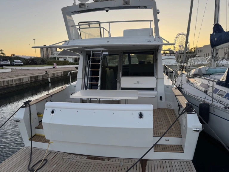 Ein Ferretti Ferretti 39 mieten in Golfo Aranci Port