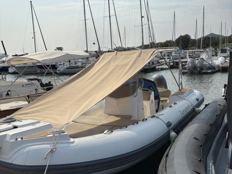 Ein Capelli Tempest 700 mieten in Argelès-sur-Mer