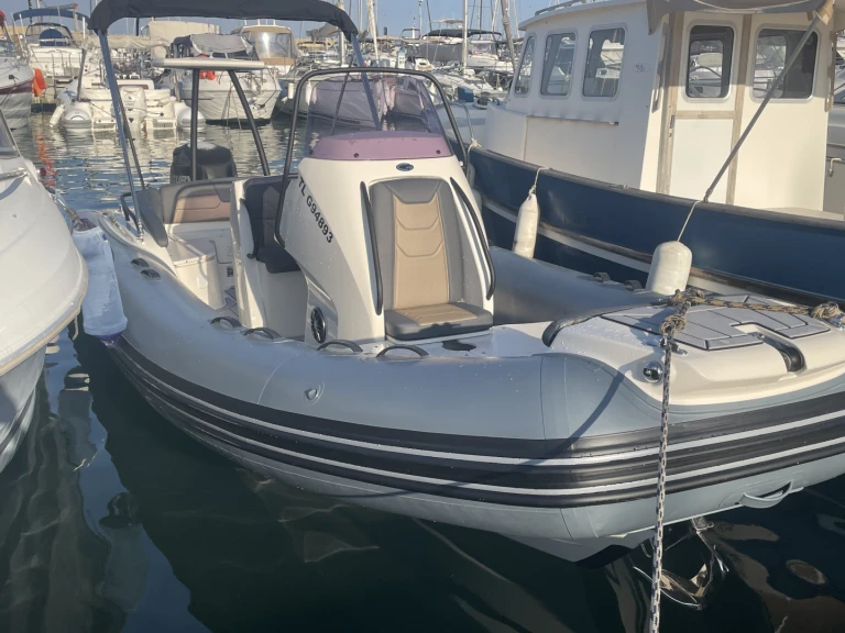 Bootsverleih Grand Boats G650 GOLDEN LINE Port de Bormes-les-Mimosas Samboat