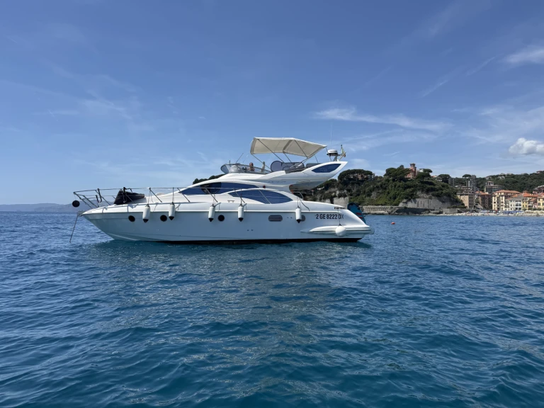 YachtCharter in Varazze - Azimut Azimut 43 Fly auf SamBoat